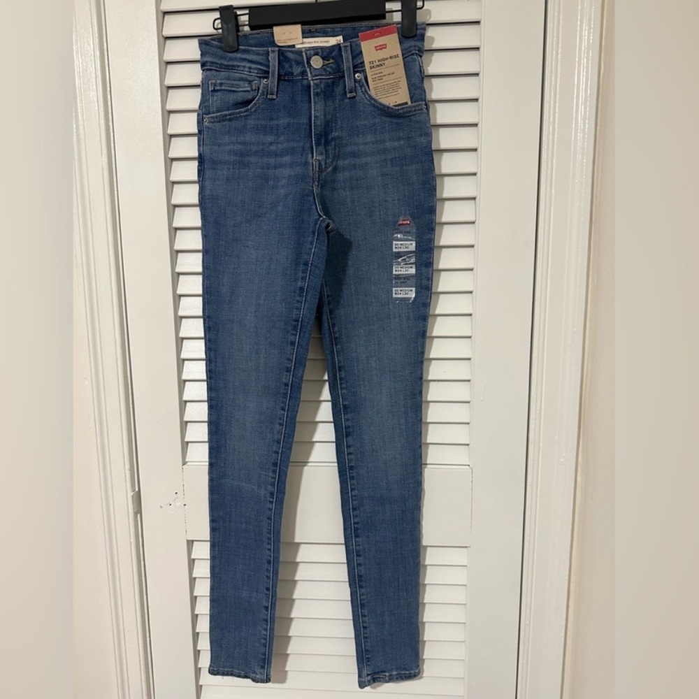 Levi’s Jeans Women’s 24, Blue Denim, Skinny